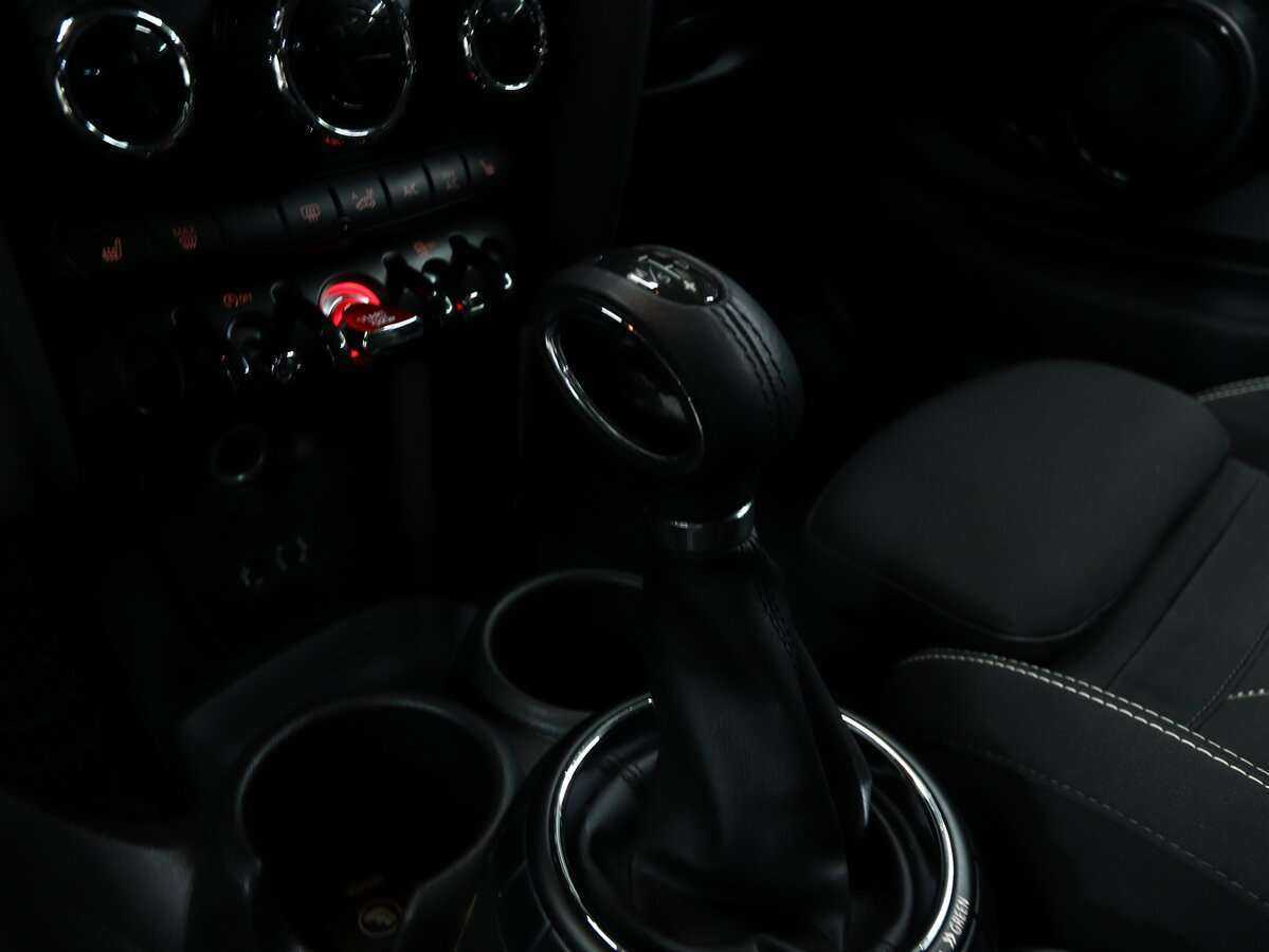 Mini Hatch с пробегом — 2016 год. Фото: #6