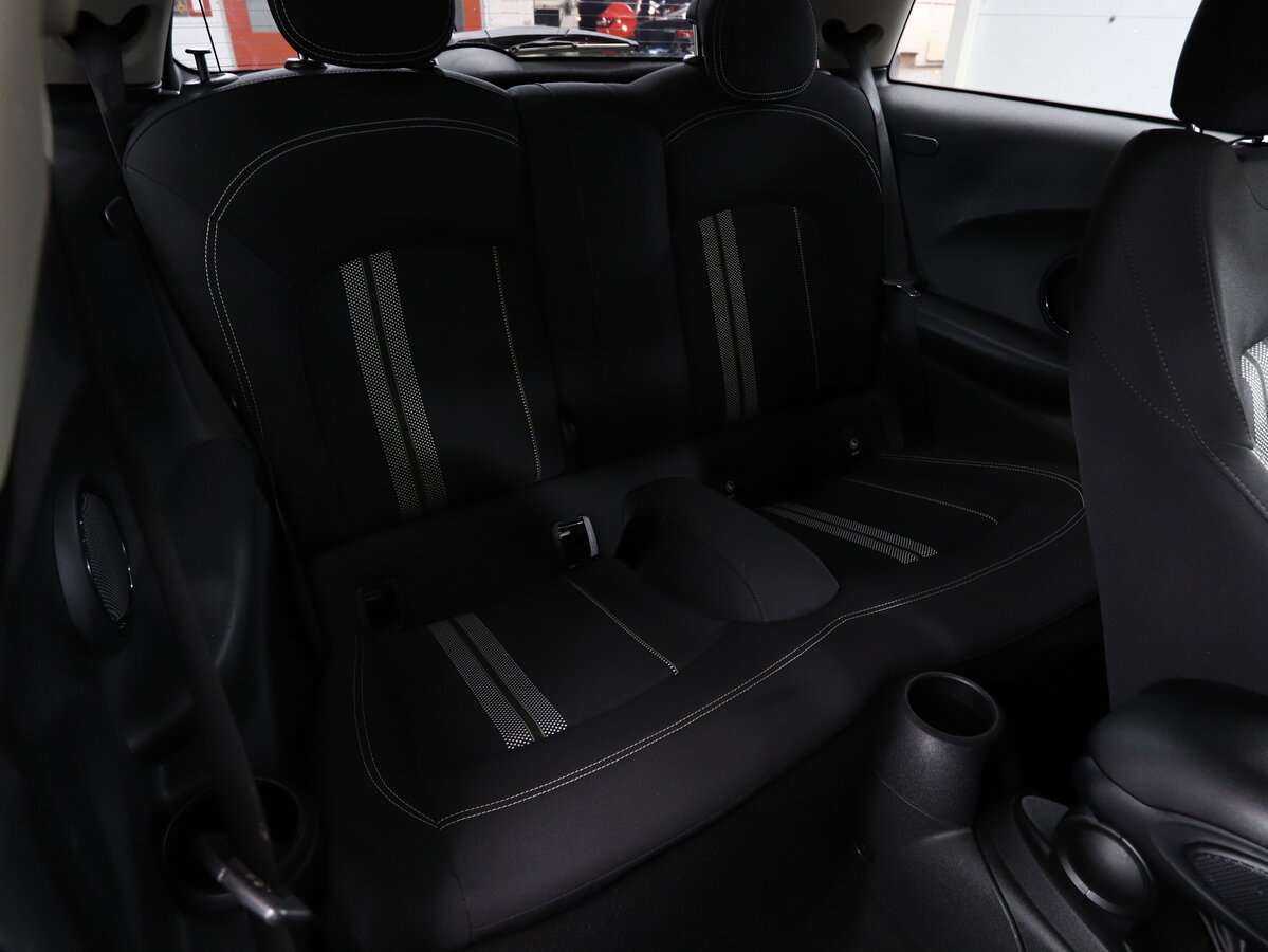 Mini Hatch с пробегом — 2016 год. Фото: #10