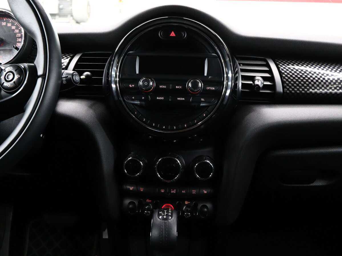 Mini Hatch с пробегом — 2016 год. Фото: #14