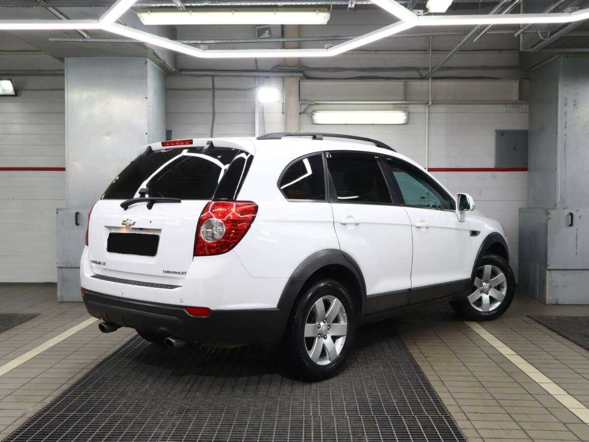 Chevrolet Captiva с пробегом — 2012 год. Фото: #1