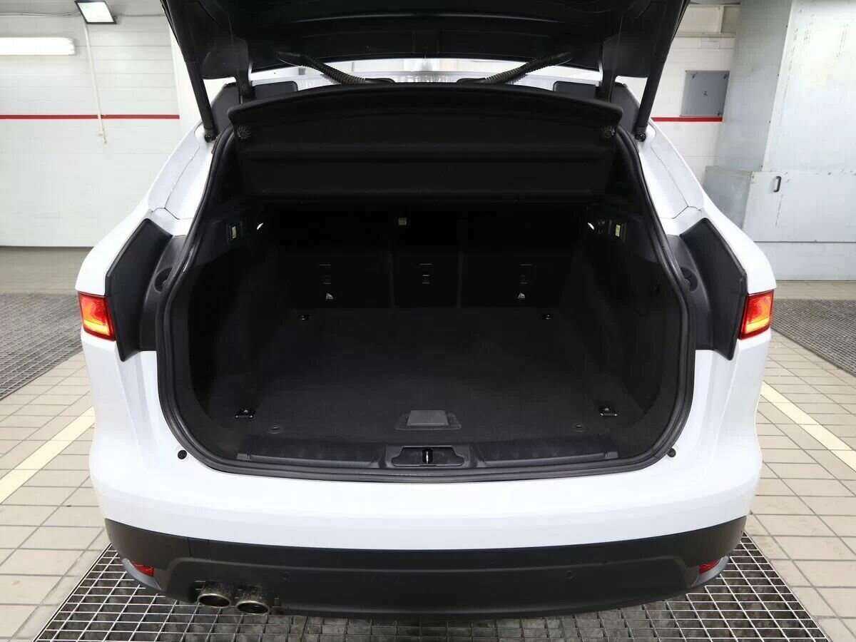 Jaguar F-Pace с пробегом — 2016 год. Фото: #4