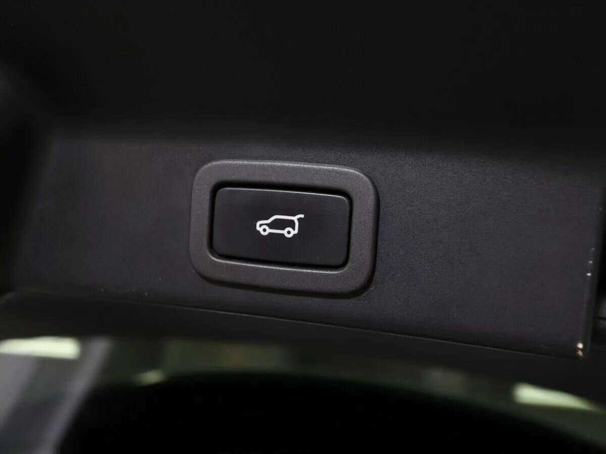 Jaguar F-Pace с пробегом — 2016 год. Фото: #5