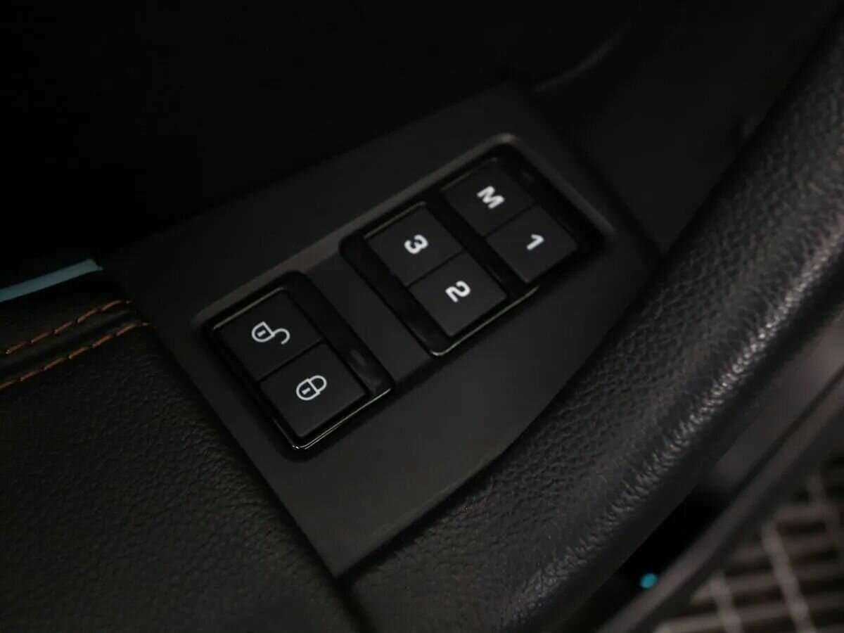 Jaguar F-Pace с пробегом — 2016 год. Фото: #11