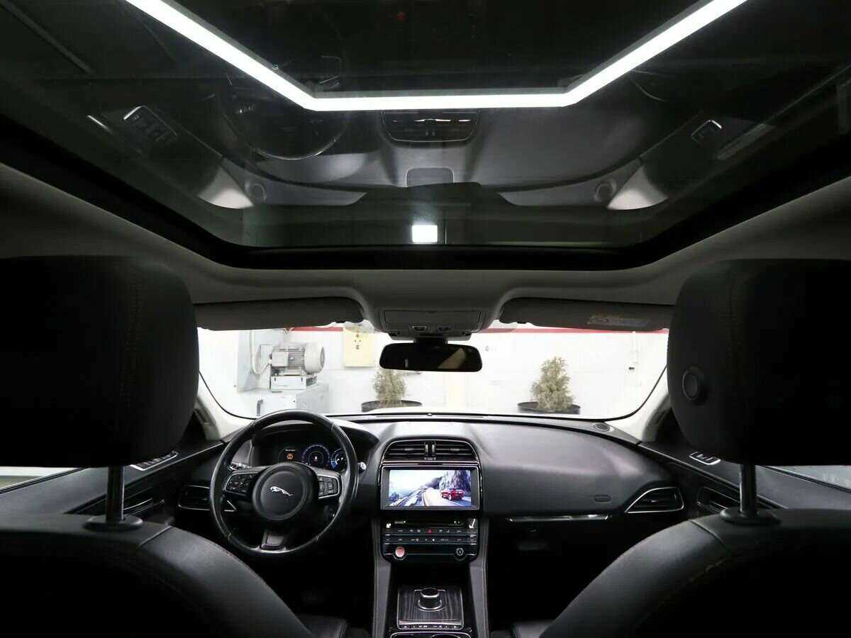 Jaguar F-Pace с пробегом — 2016 год. Фото: #20