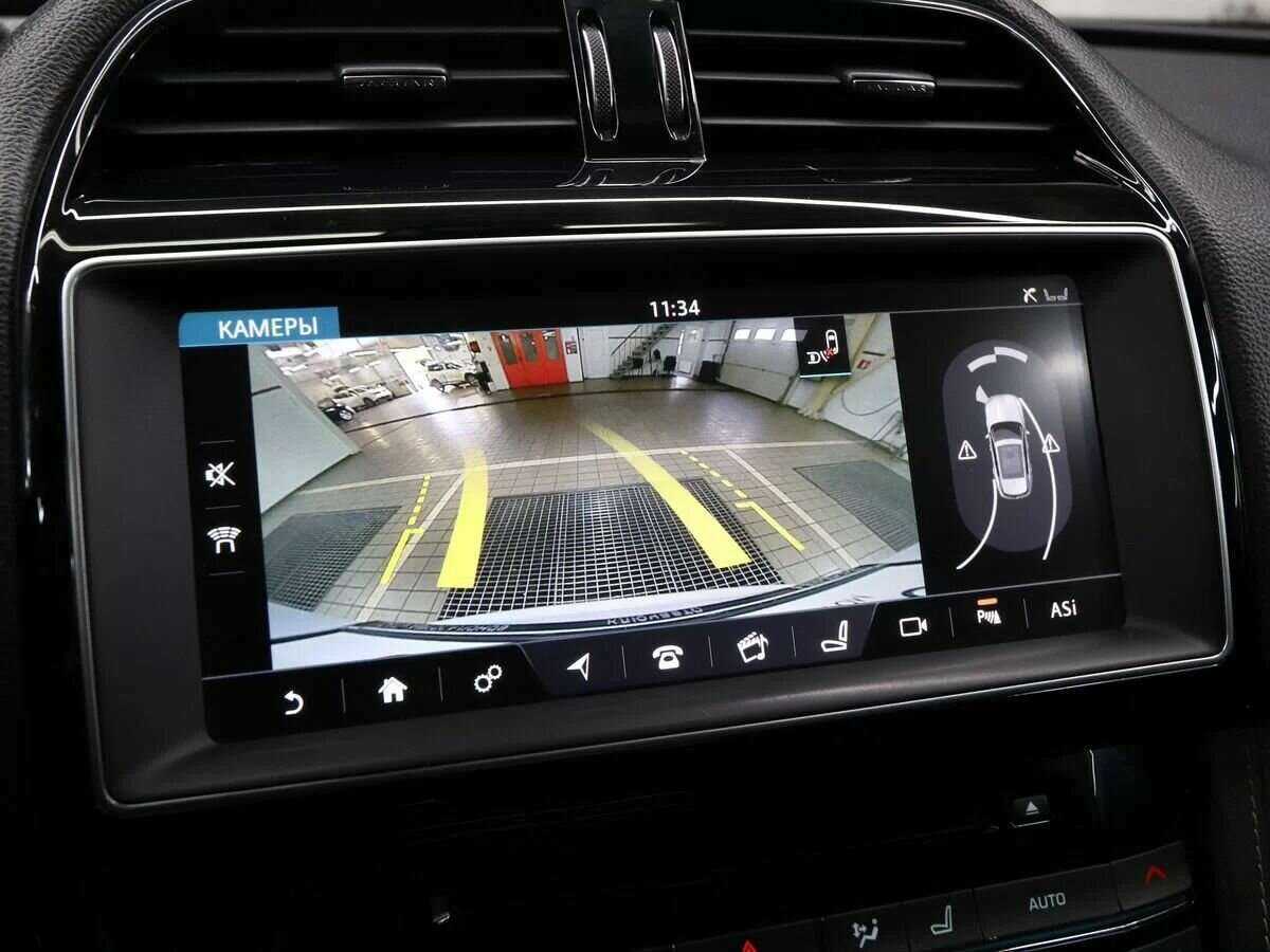 Jaguar F-Pace с пробегом — 2016 год. Фото: #25