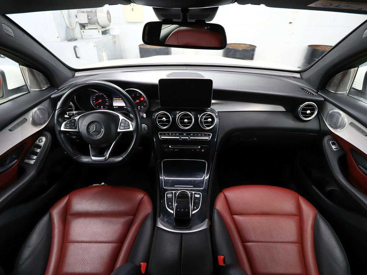 Mercedes-Benz GLC Coupe с пробегом — 2018 год. Фото: #14