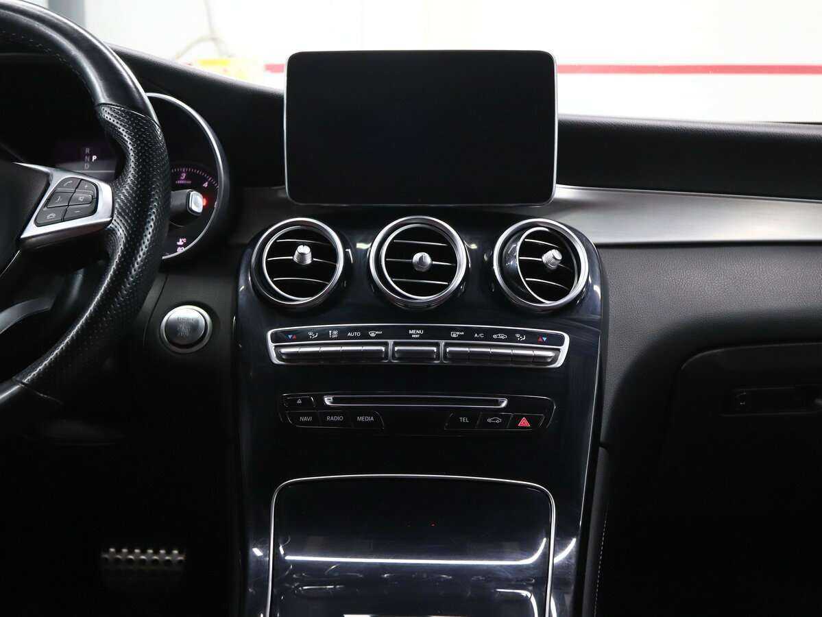 Mercedes-Benz GLC Coupe с пробегом — 2018 год. Фото: #16