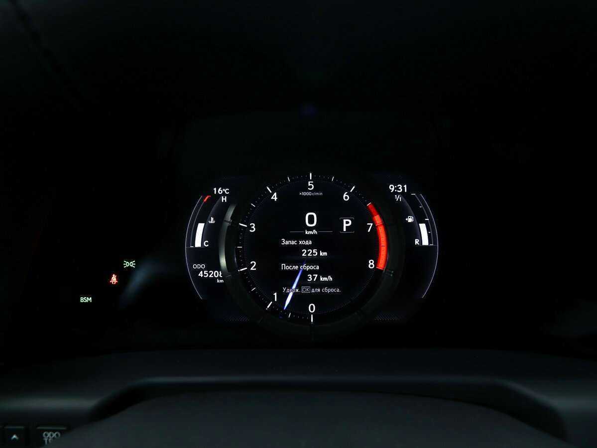 Lexus ES с пробегом — 2021 год. Фото: #17