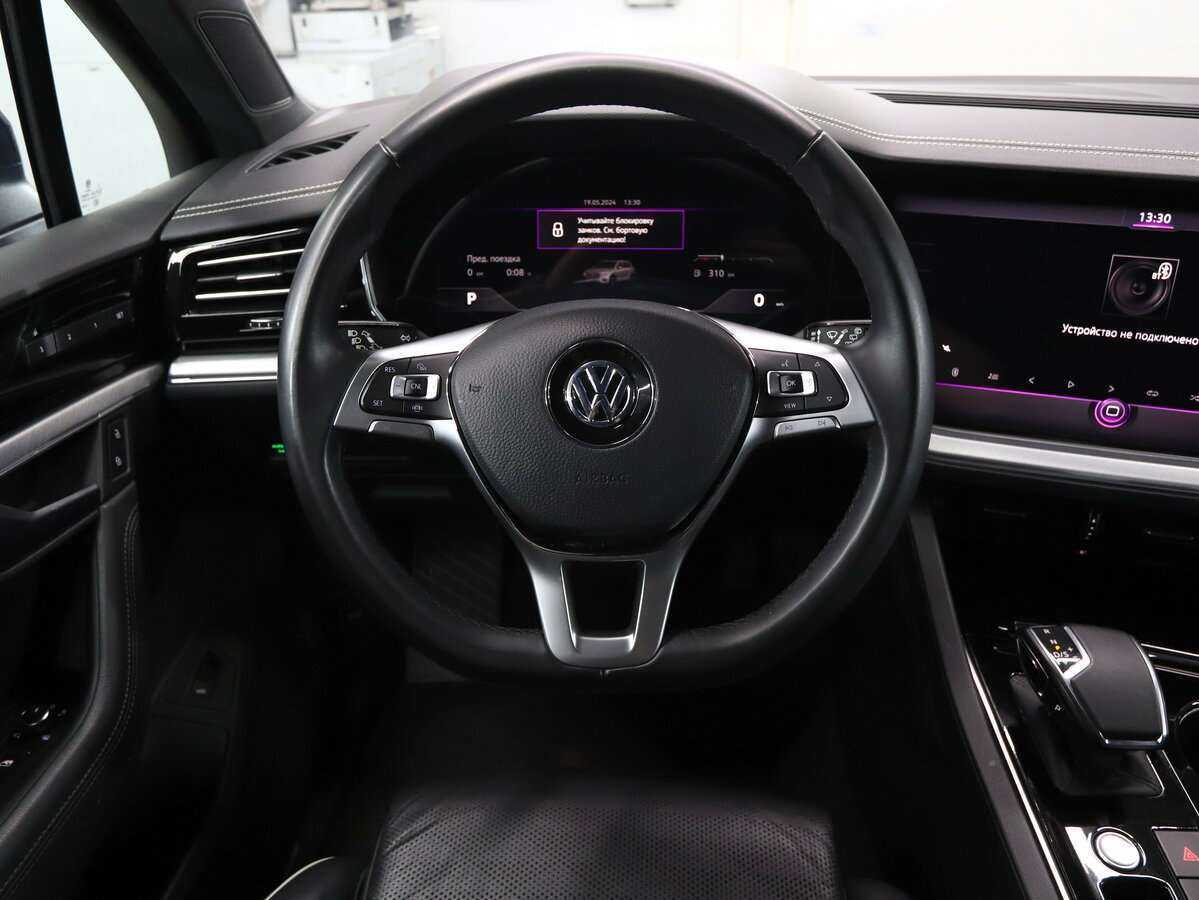 Volkswagen Touareg с пробегом — 2019 год. Фото: #17