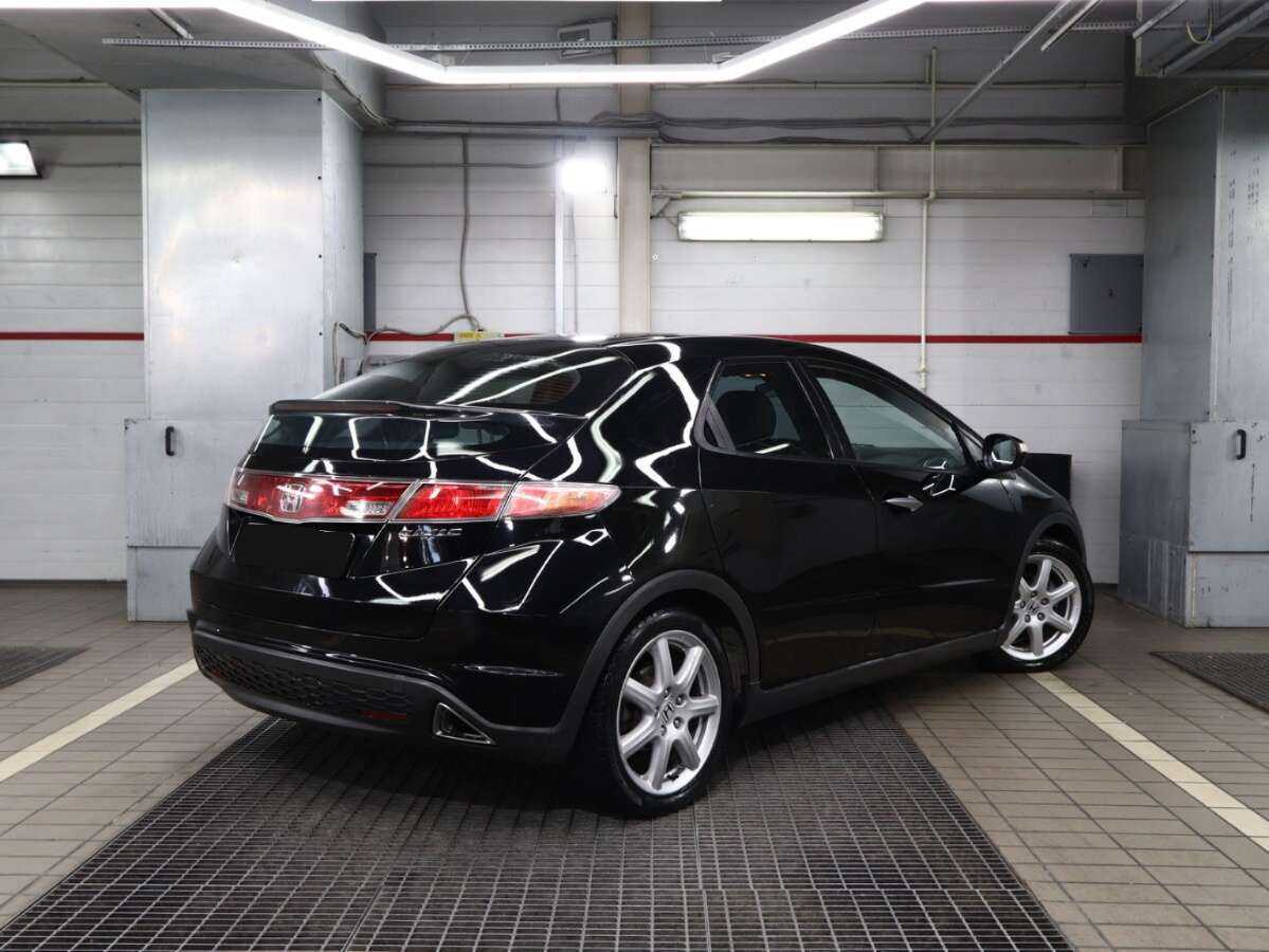 Honda Civic с пробегом — 2008 год. Фото: #1