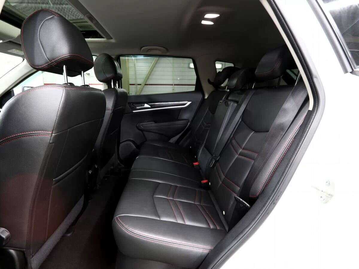 Dongfeng AX7 с пробегом — 2017 год. Фото: #9