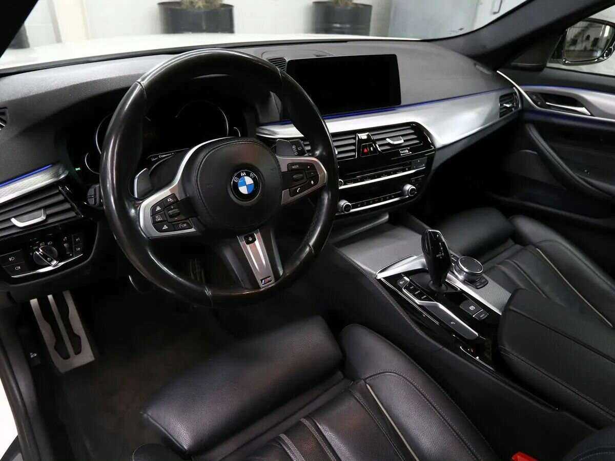 BMW 5 серии с пробегом — 2018 год. Фото: #8