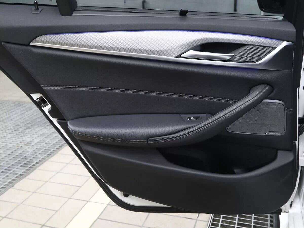 BMW 5 серии с пробегом — 2018 год. Фото: #11