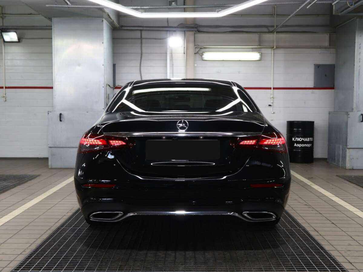 Mercedes-Benz E-Класс с пробегом — 2021 год. Фото: #3