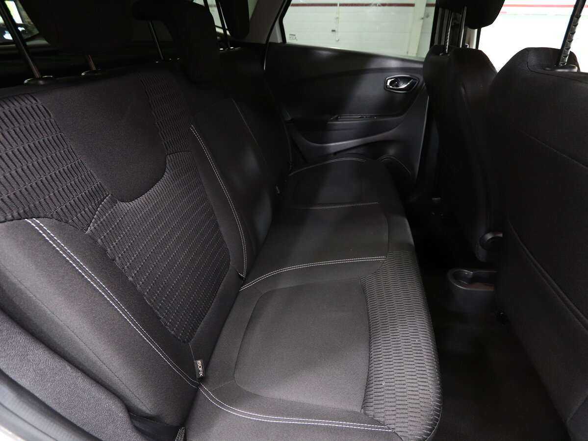 Renault Kaptur с пробегом — 2017 год. Фото: #9