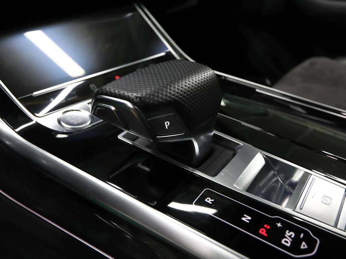 Audi Q8 с пробегом — 2018 год. Фото: #8