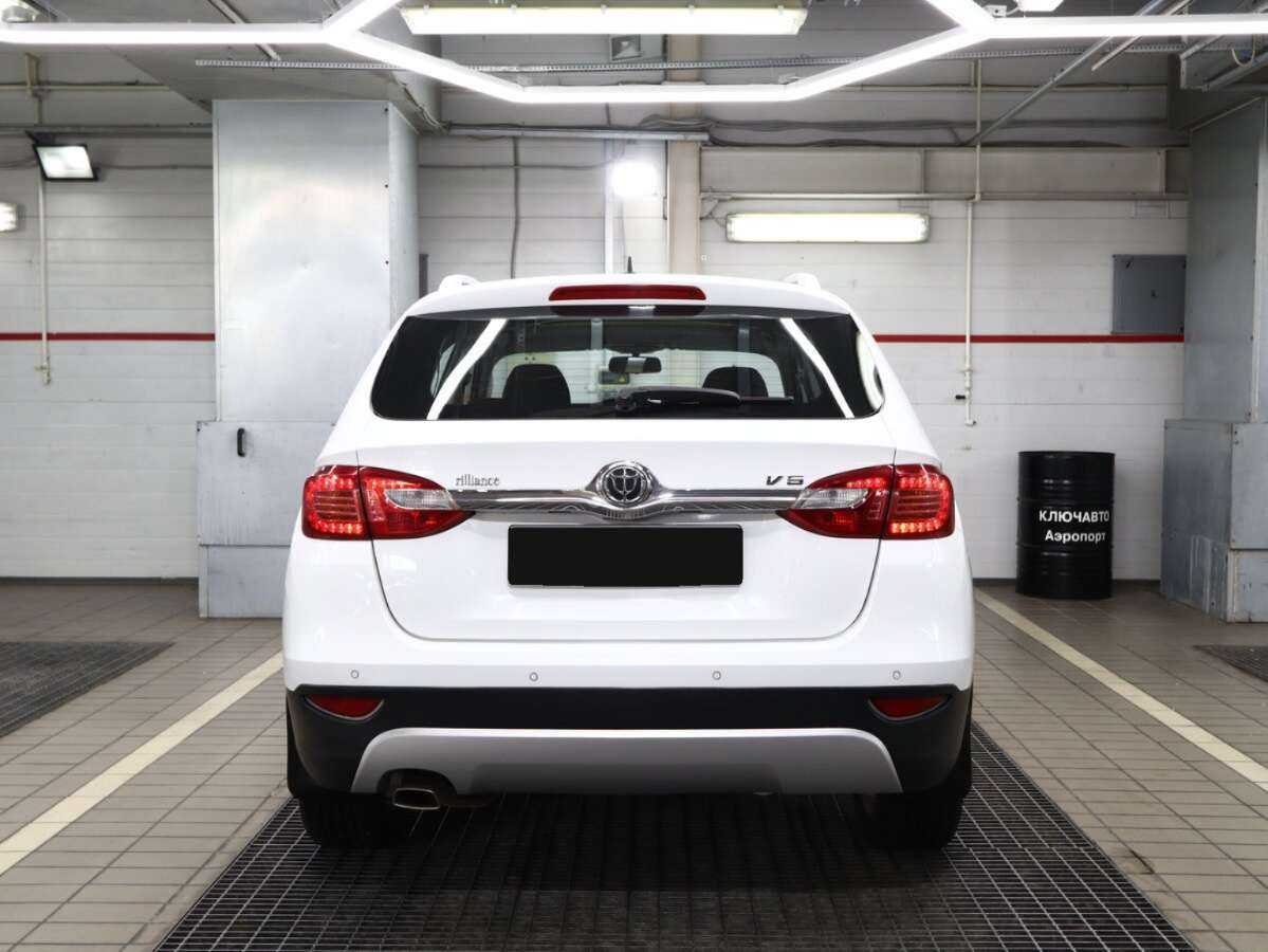 Brilliance V5 с пробегом — 2014 год. Фото: #3
