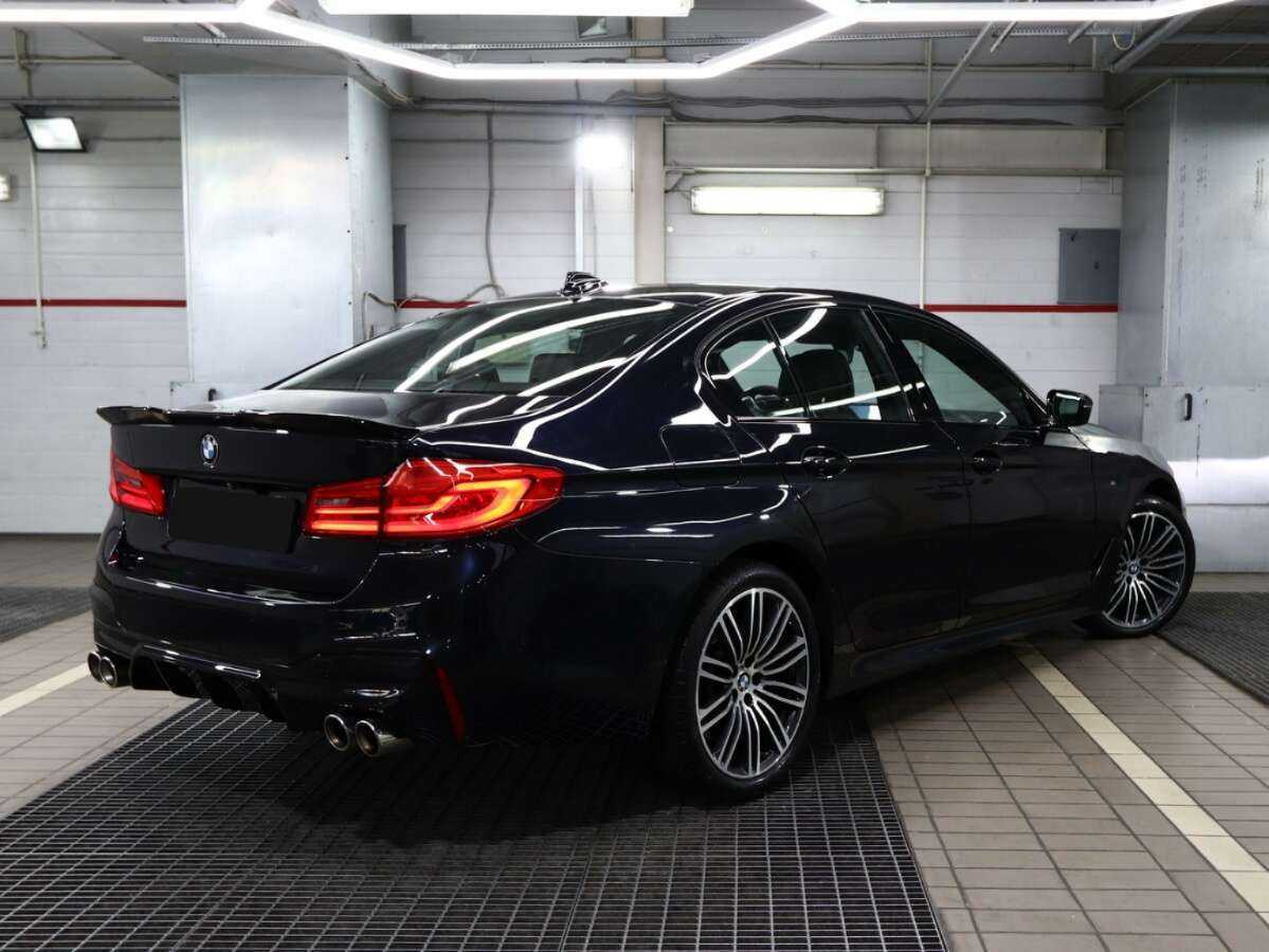 BMW 5 серии с пробегом — 2019 год. Фото: #1