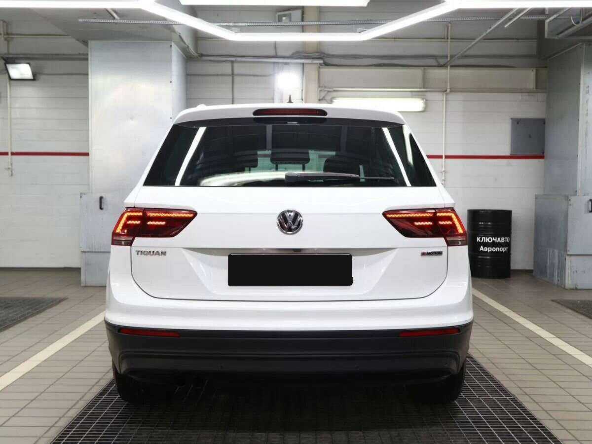 Volkswagen Tiguan с пробегом — 2018 год. Фото: #3