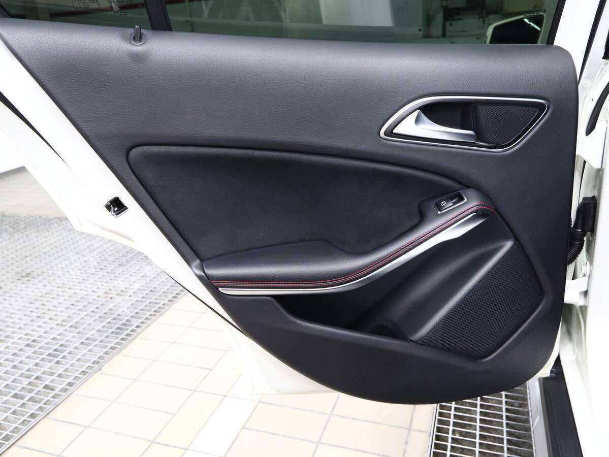 Mercedes-Benz GLA с пробегом — 2016 год. Фото: #10