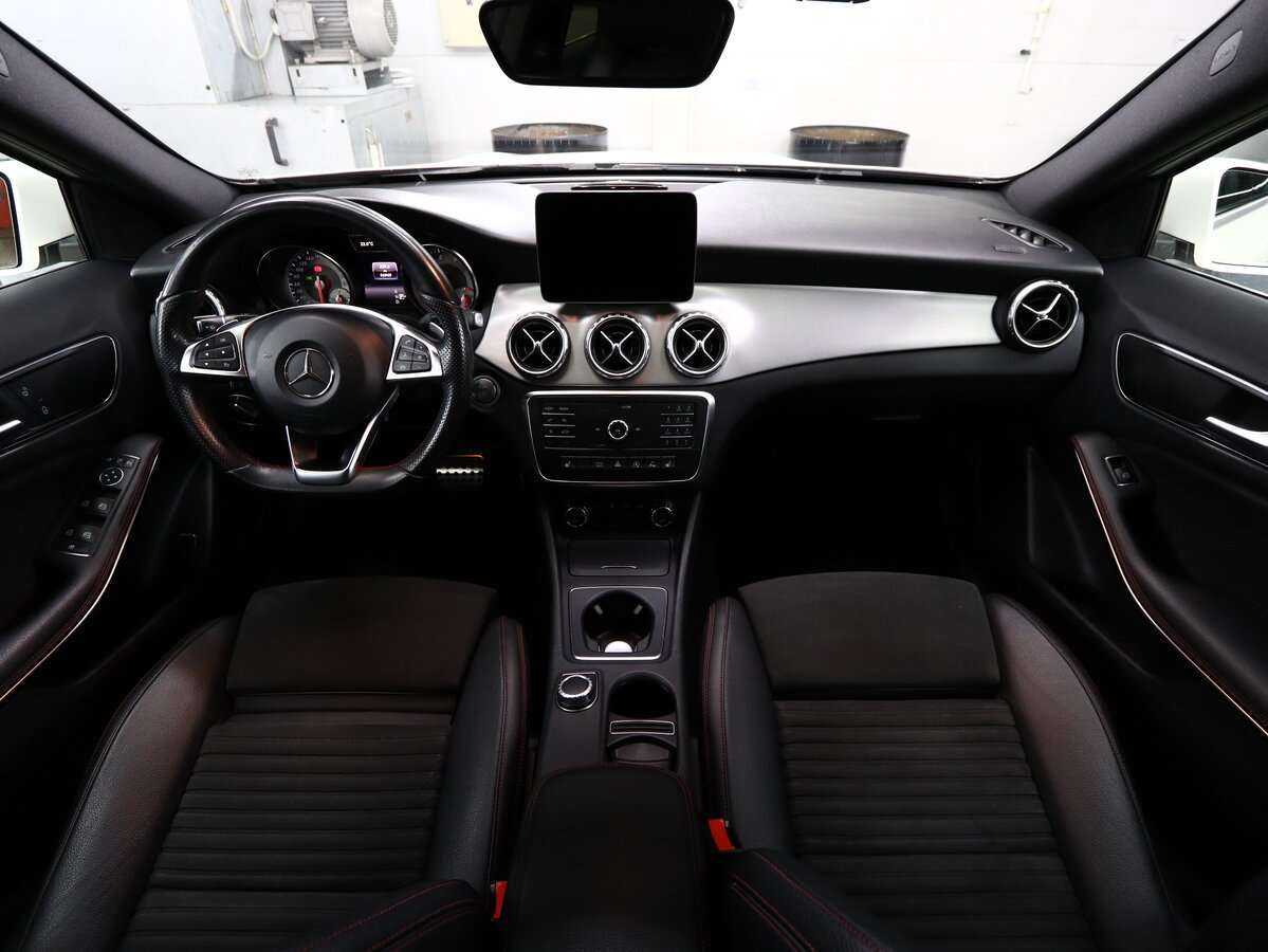 Mercedes-Benz GLA с пробегом — 2016 год. Фото: #16