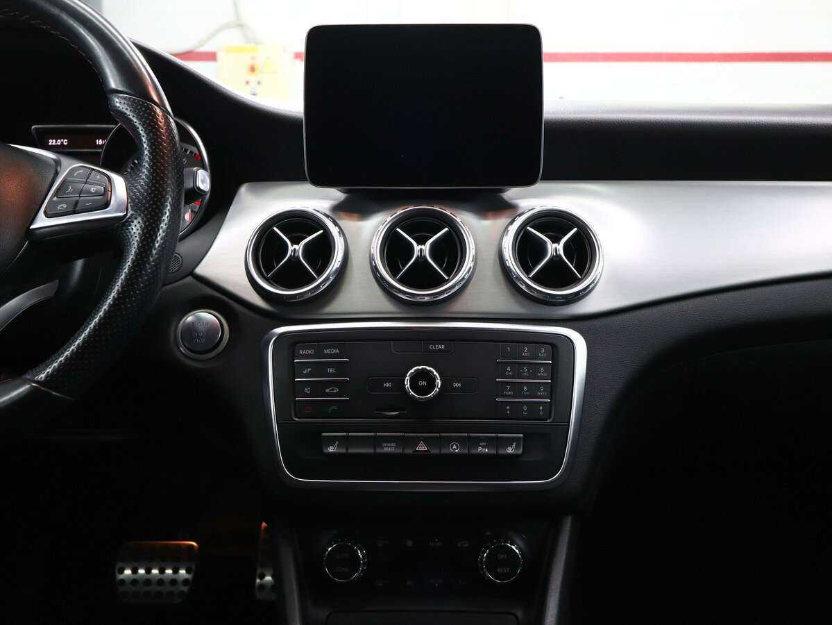 Mercedes-Benz GLA с пробегом — 2016 год. Фото: #19