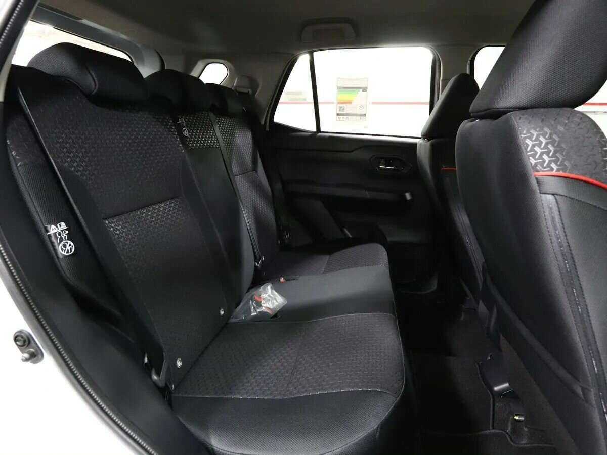 Toyota Raize с пробегом — 2023 год. Фото: #14