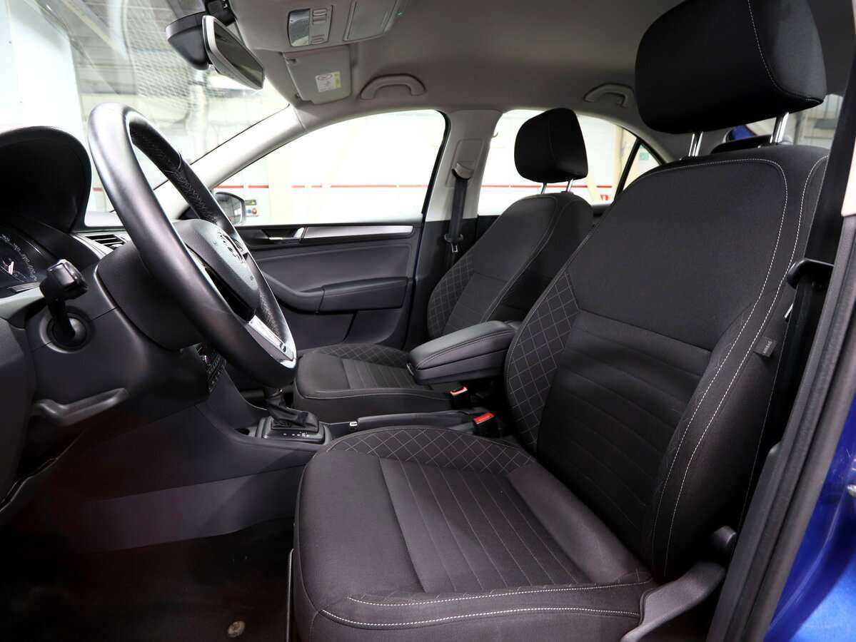 Skoda Rapid с пробегом — 2018 год. Фото: #3