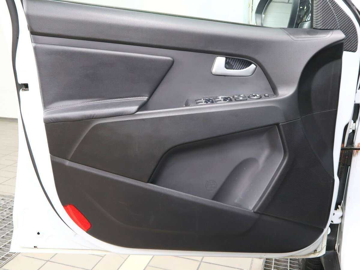 Kia Sportage с пробегом — 2012 год. Фото: #5