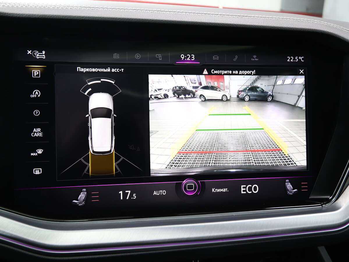 Volkswagen Touareg с пробегом — 2018 год. Фото: #21