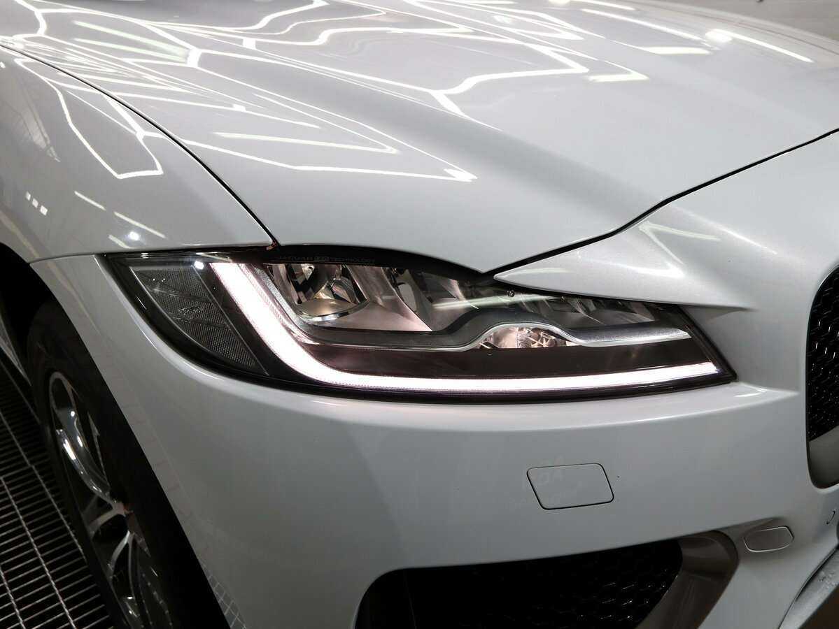 Jaguar F-Pace с пробегом — 2017 год. Фото: #21