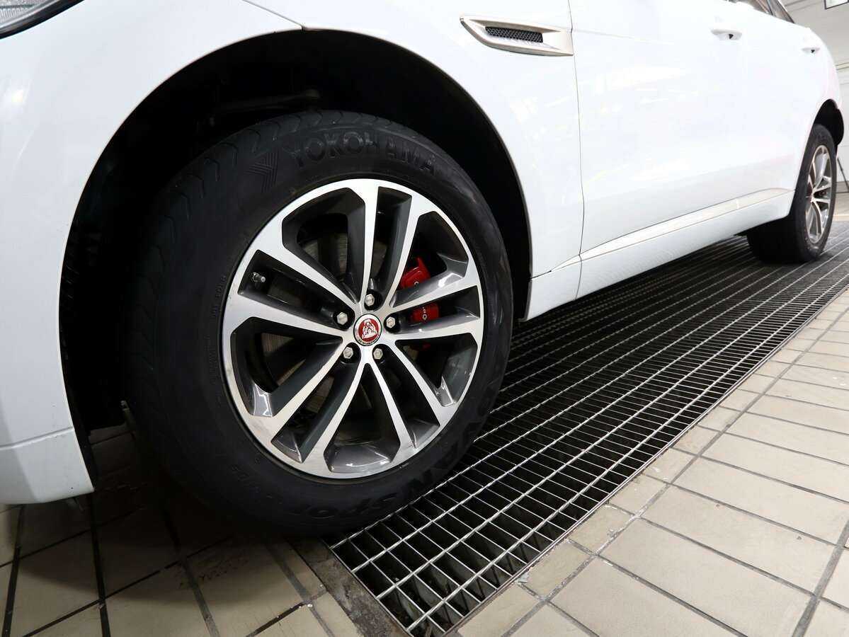 Jaguar F-Pace с пробегом — 2017 год. Фото: #22