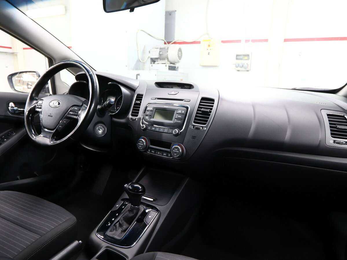 Kia Cerato с пробегом — 2018 год. Фото: #7