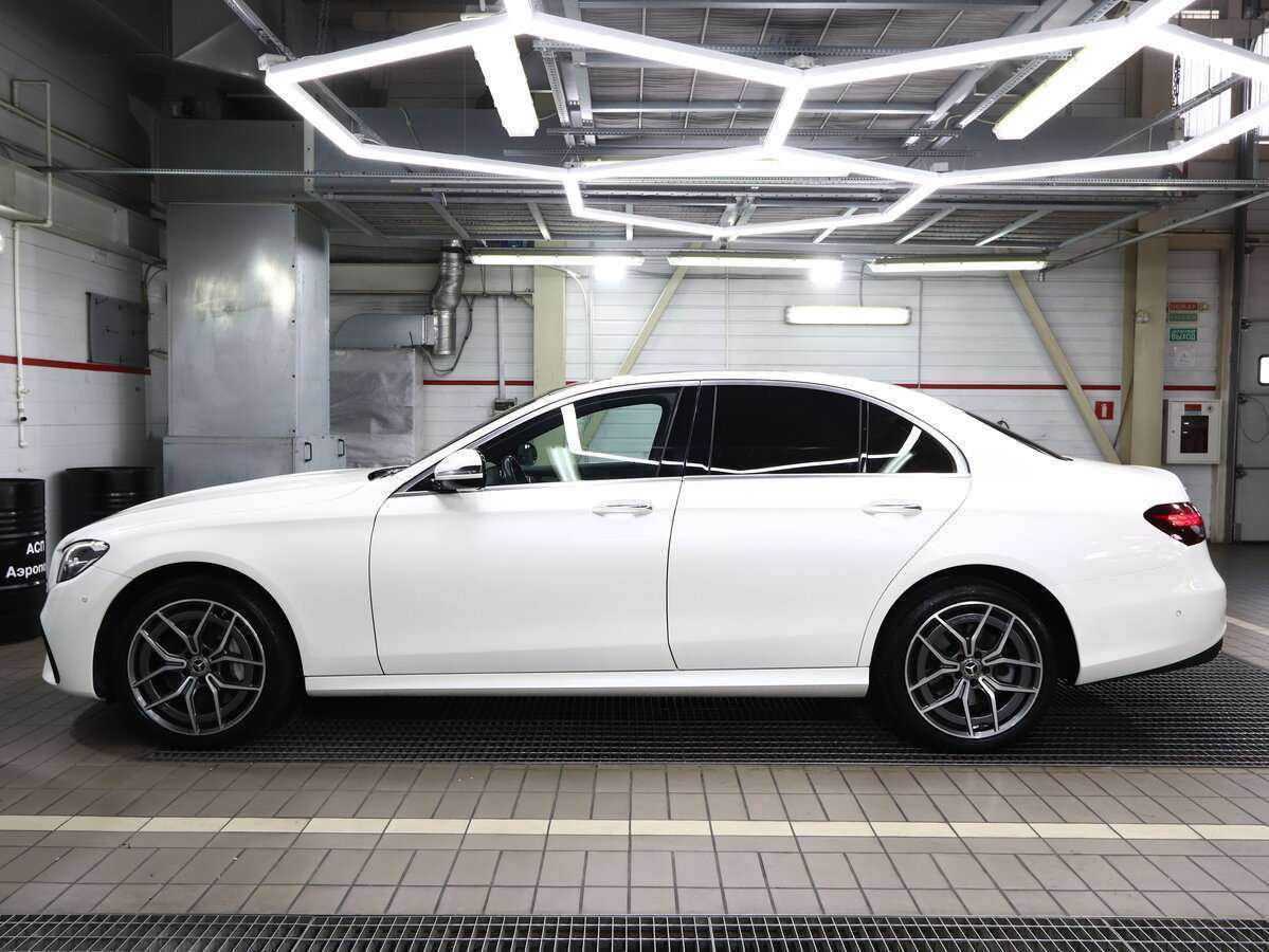 Mercedes-Benz E-Класс с пробегом — 2021 год. Фото: #4