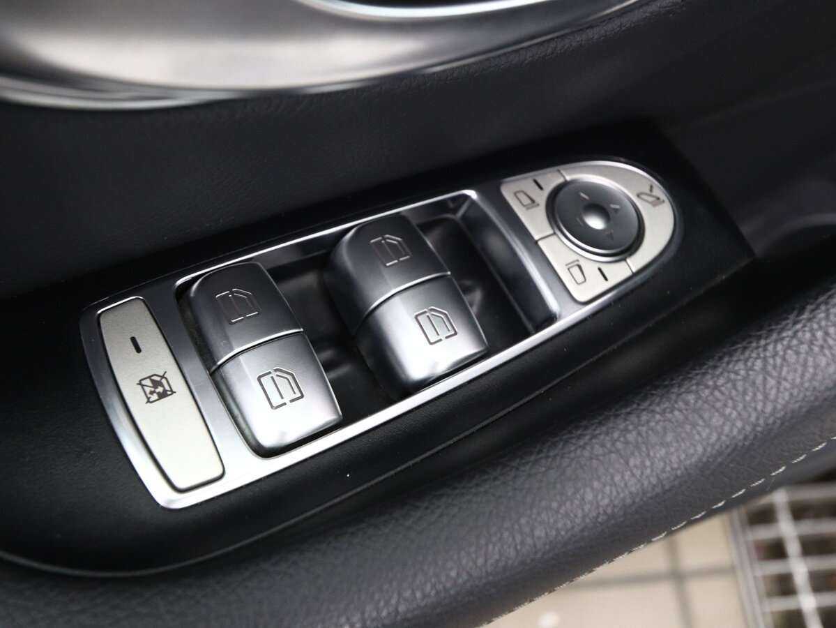 Mercedes-Benz E-Класс с пробегом — 2021 год. Фото: #6