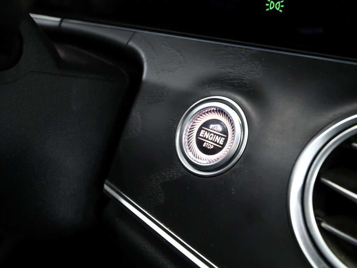 Mercedes-Benz E-Класс с пробегом — 2021 год. Фото: #18