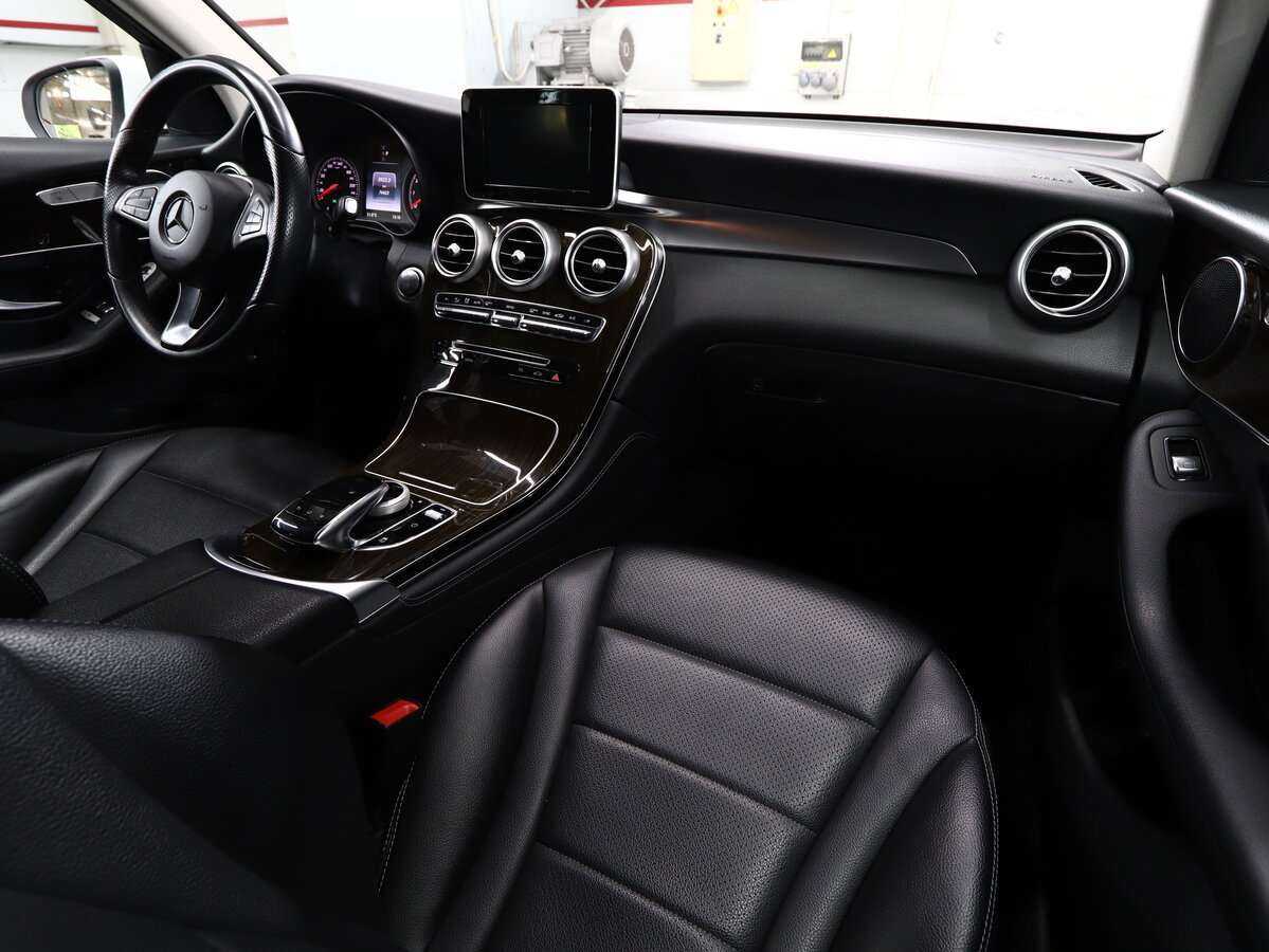 Mercedes-Benz GLC с пробегом — 2015 год. Фото: #8