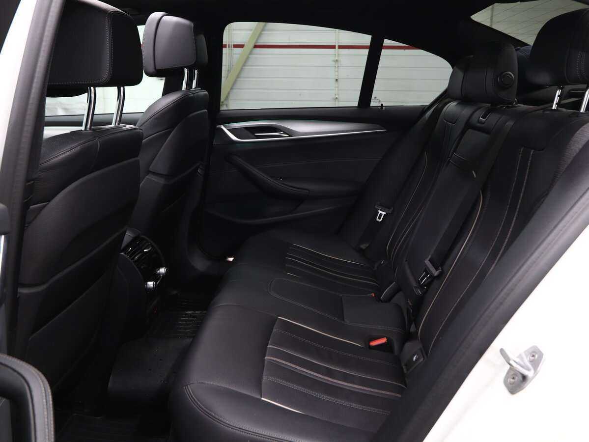 BMW 5 серии с пробегом — 2019 год. Фото: #9