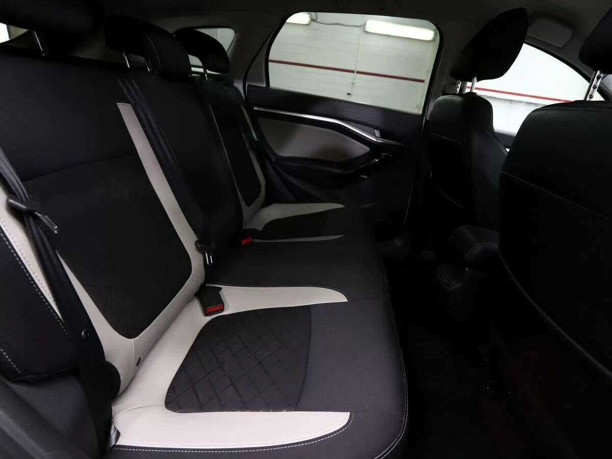 Lada (ВАЗ) Vesta с пробегом — 2018 год. Фото: #16