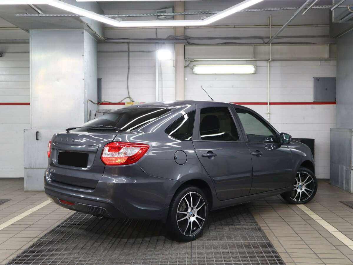 Lada (ВАЗ) Granta с пробегом — 2020 год. Фото: #3