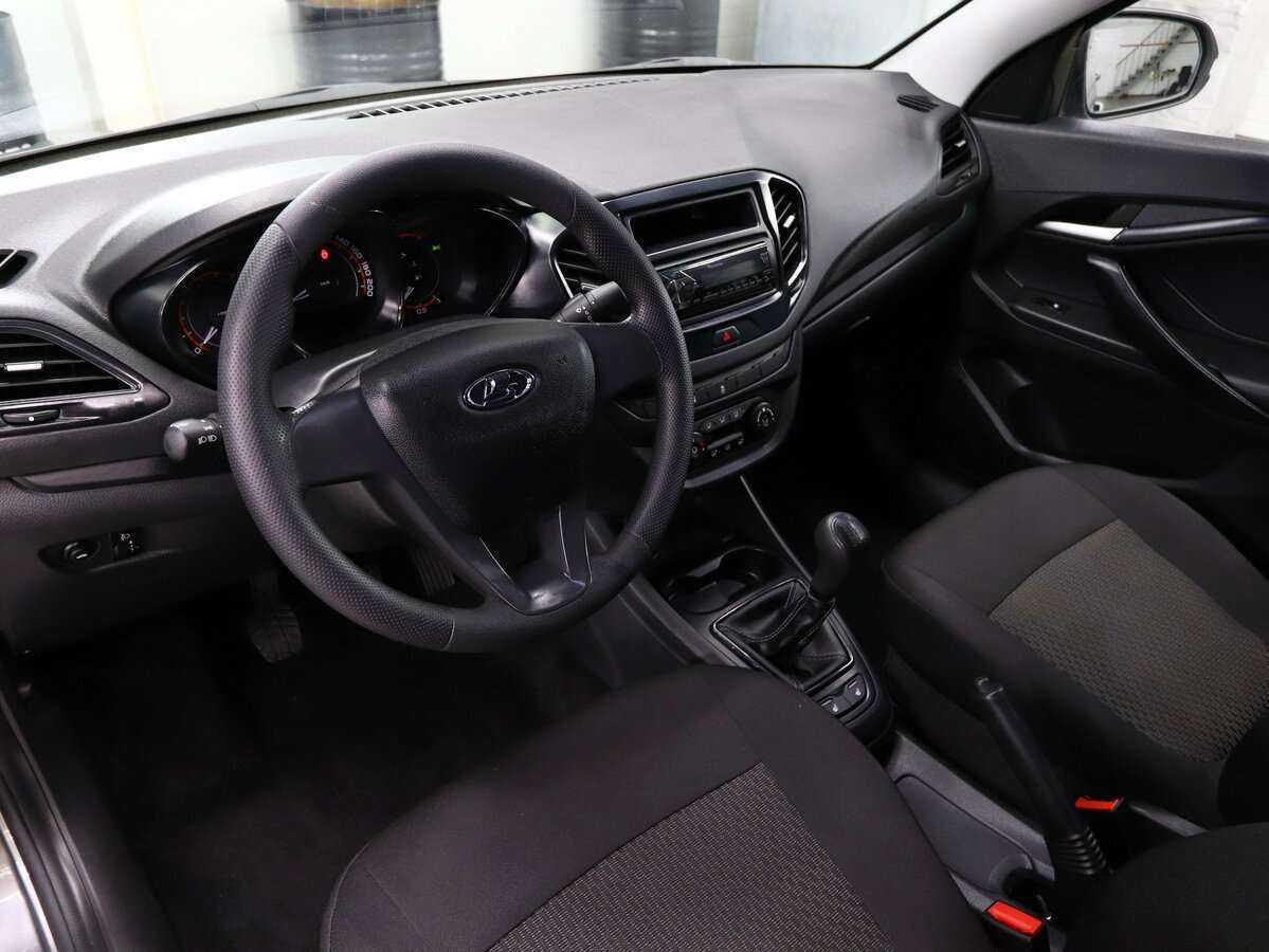 Lada (ВАЗ) Vesta с пробегом — 2018 год. Фото: #6