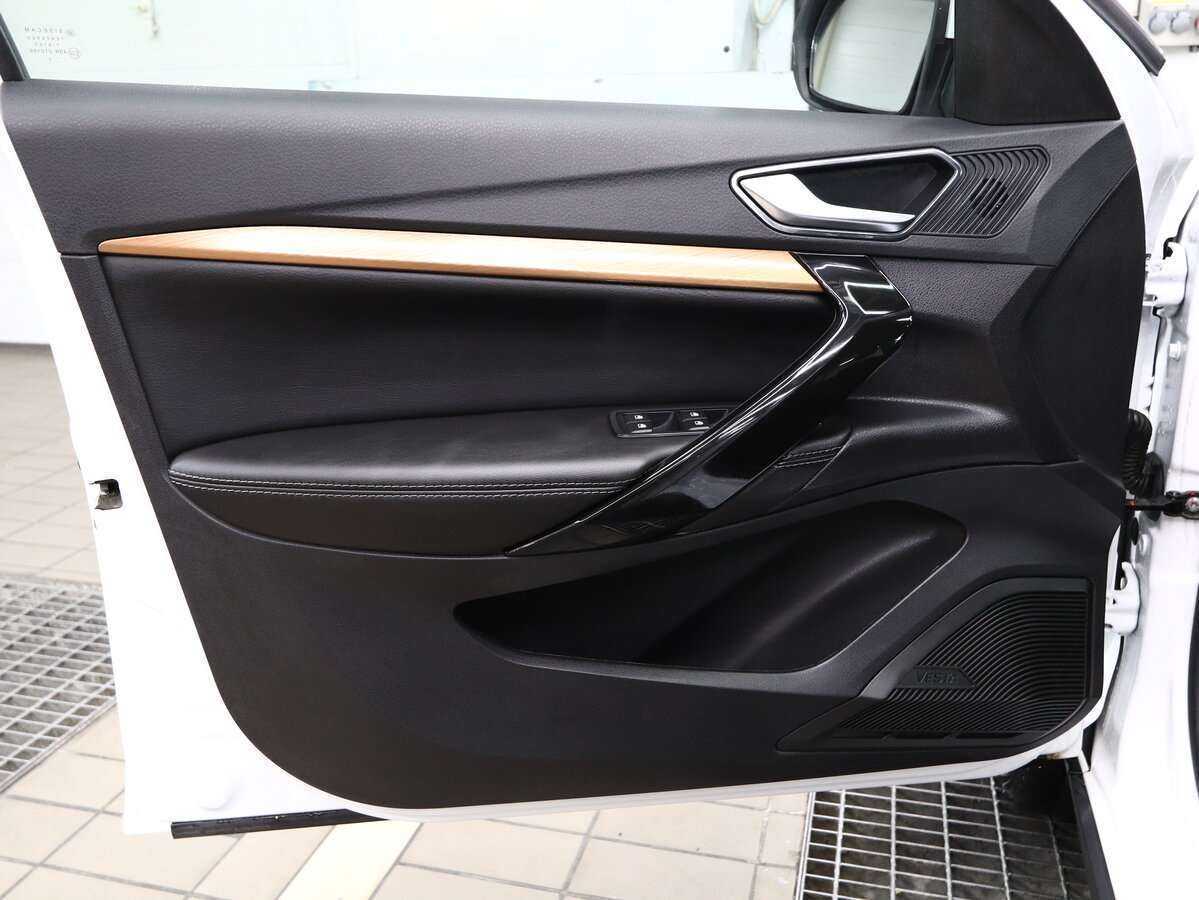 Lada (ВАЗ) Vesta с пробегом — 2023 год. Фото: #7