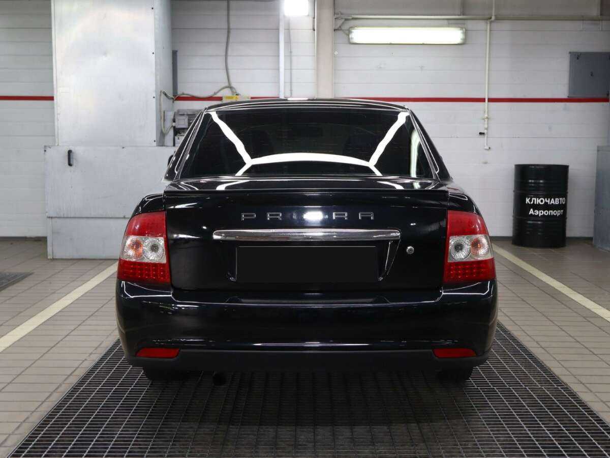 Lada (ВАЗ) Priora с пробегом — 2008 год. Фото: #3