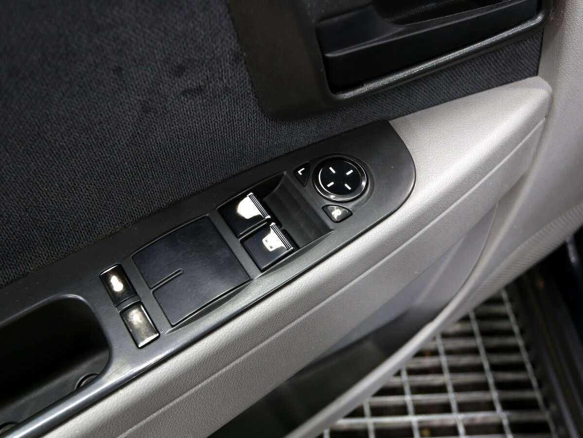 Lada (ВАЗ) Priora с пробегом — 2008 год. Фото: #8