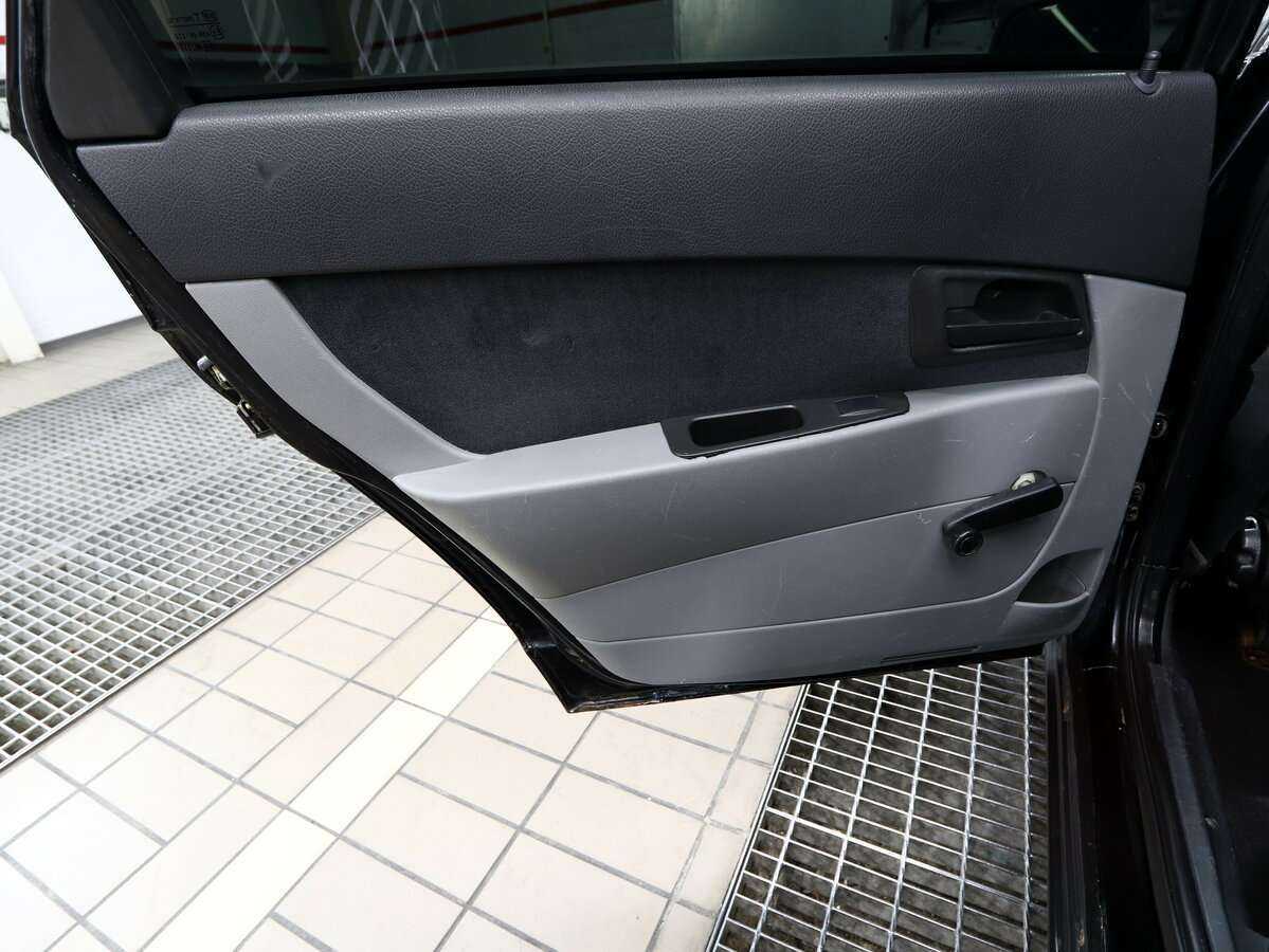 Lada (ВАЗ) Priora с пробегом — 2008 год. Фото: #10