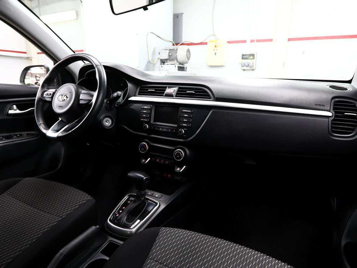Kia Rio с пробегом — 2019 год. Фото: #9
