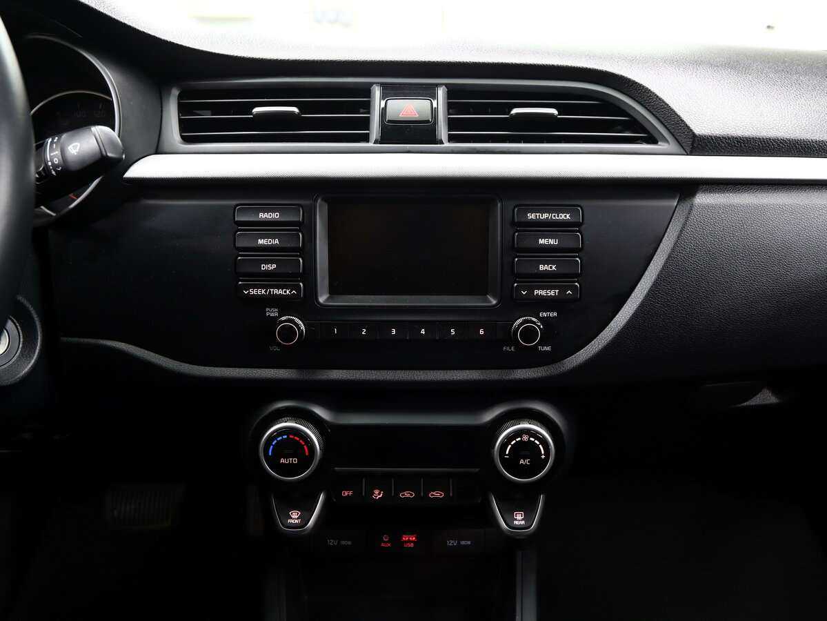 Kia Rio с пробегом — 2019 год. Фото: #17