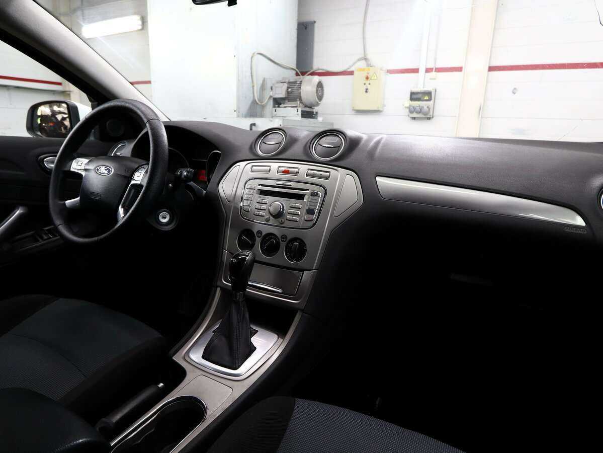 Ford Mondeo с пробегом — 2007 год. Фото: #9