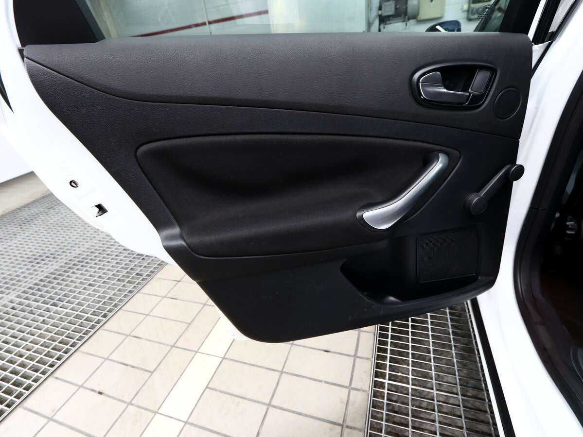 Ford Mondeo с пробегом — 2007 год. Фото: #13