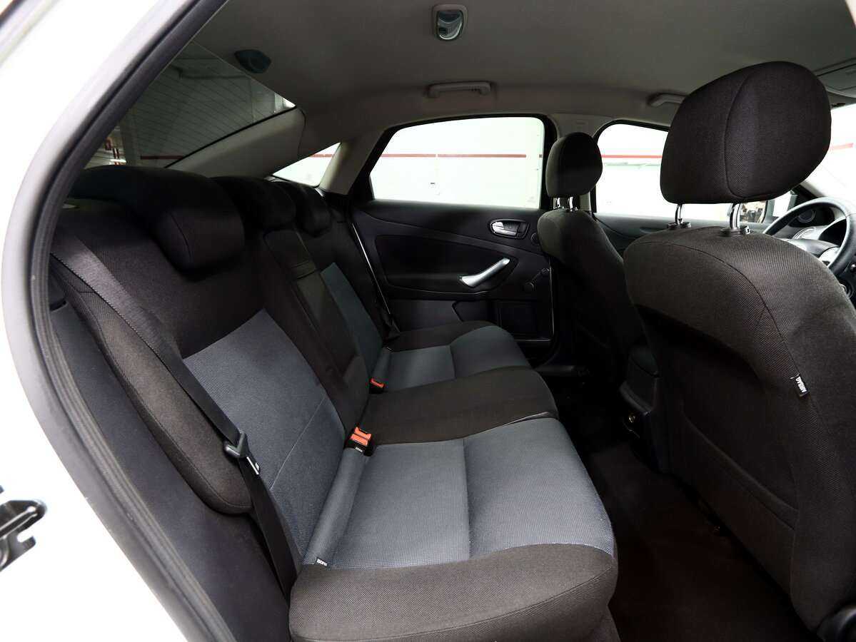 Ford Mondeo с пробегом — 2007 год. Фото: #18